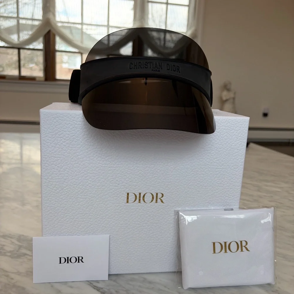 Dior Black Visor - Picture 2 of 4